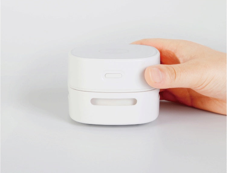 Portable mini vacuum cleaner